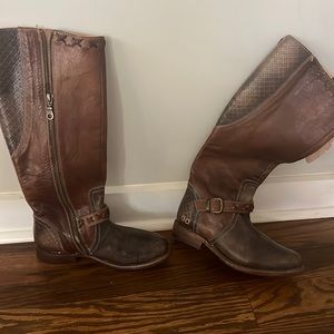 Brand new, never worn Bed Stu boots